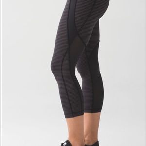Lululemon Conduit Crop
Black size 6